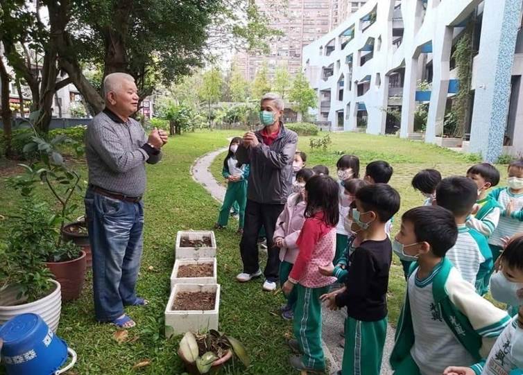 五星級認證的里長擔任種子講師傳授經驗