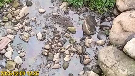 公車破老舊油管漏油污染2