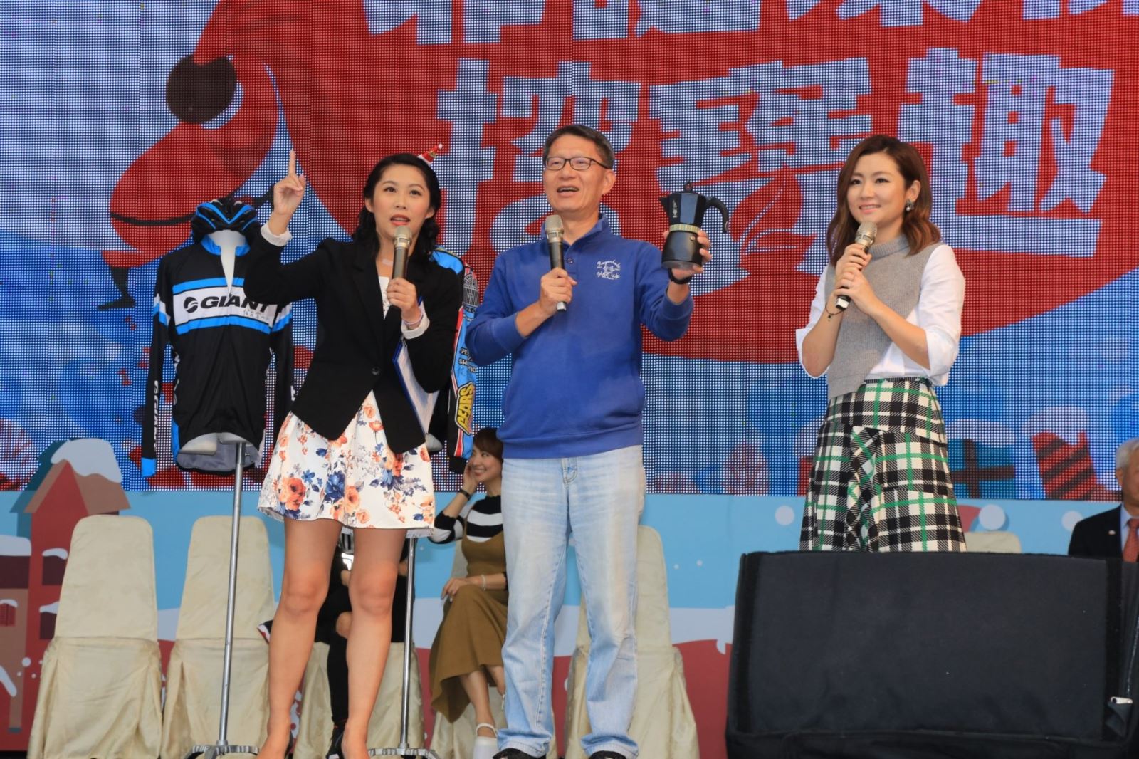 新北市副市長葉惠青響應環保做公益，捐出心愛的Bialetti比亞樂堤經典摩卡壺，義賣金額新台幣1萬元，納入「新北市幸福保衛站」專戶